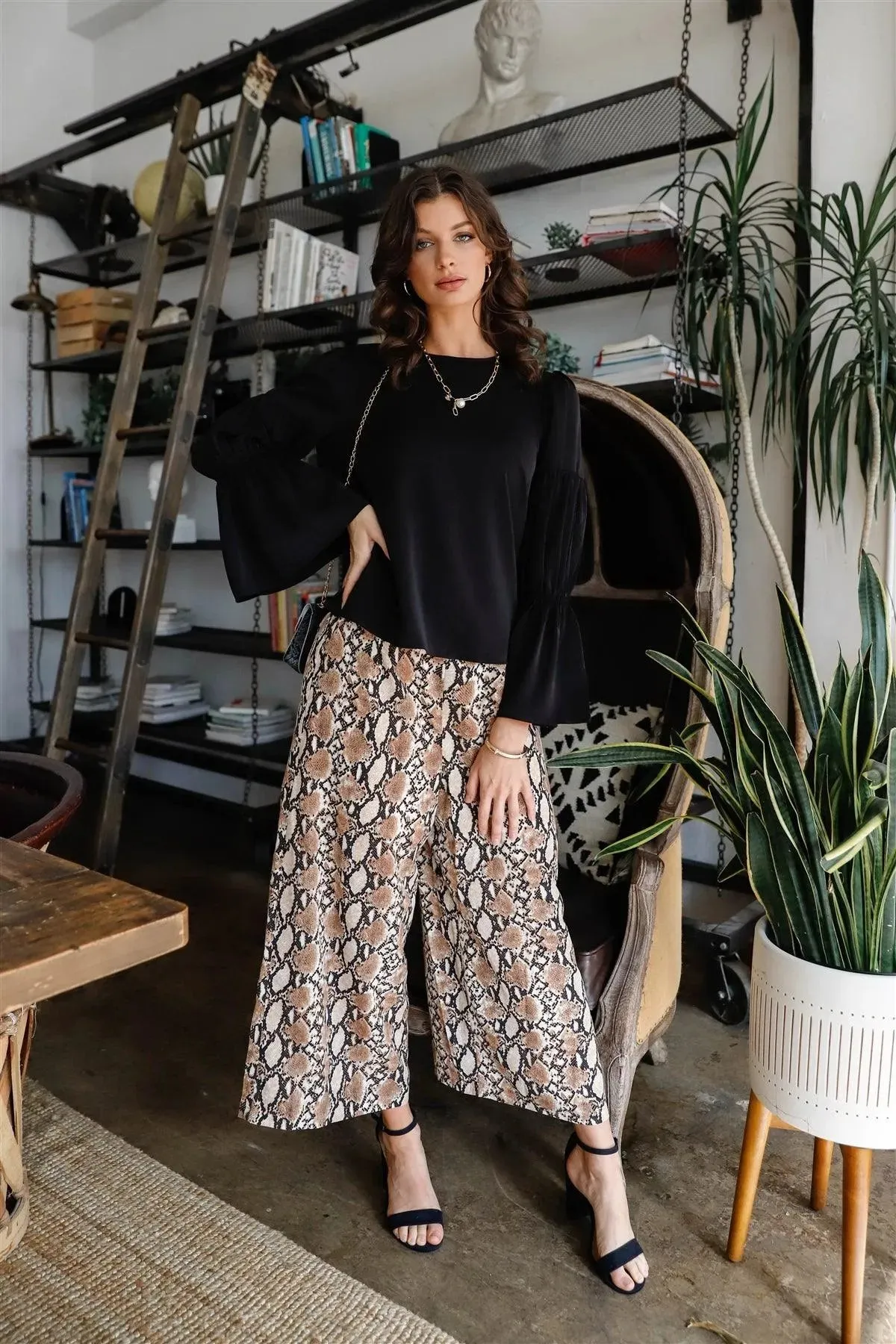 Khaki Multi Color Snake Print Wide Culotte Pants /1-2-2-1