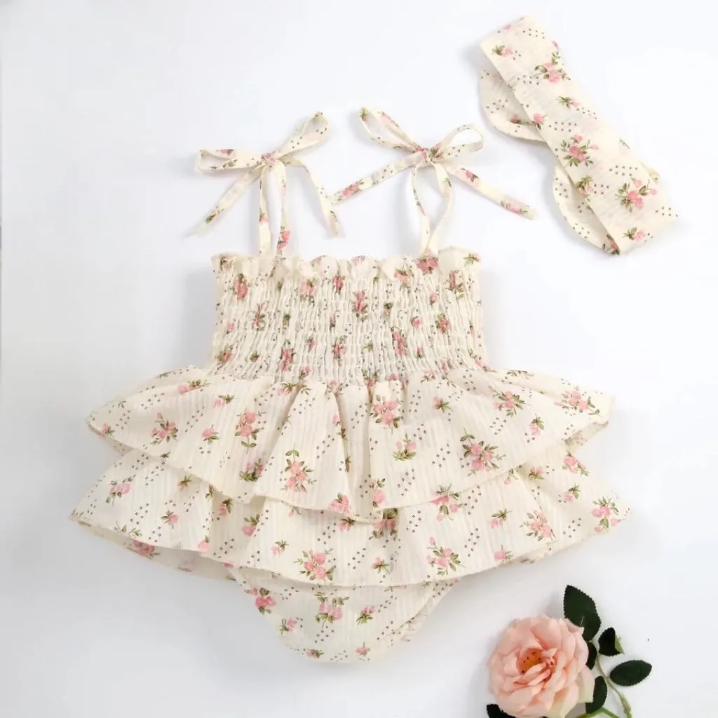 Sleeveless floral Shirred Romper