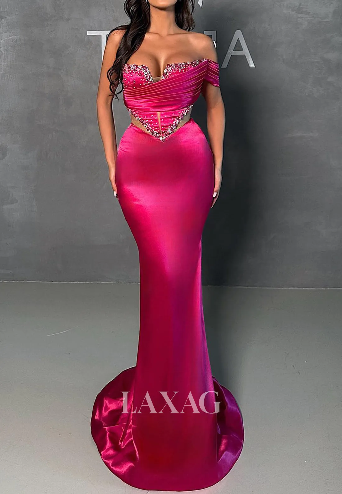 Sweetheart Sleeveless Satin Mermaid Prom Dress Beaded Sequined Pleated Cutout Formal Gowns